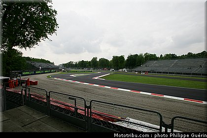 divers_circuit_33_monza_2010.JPG
