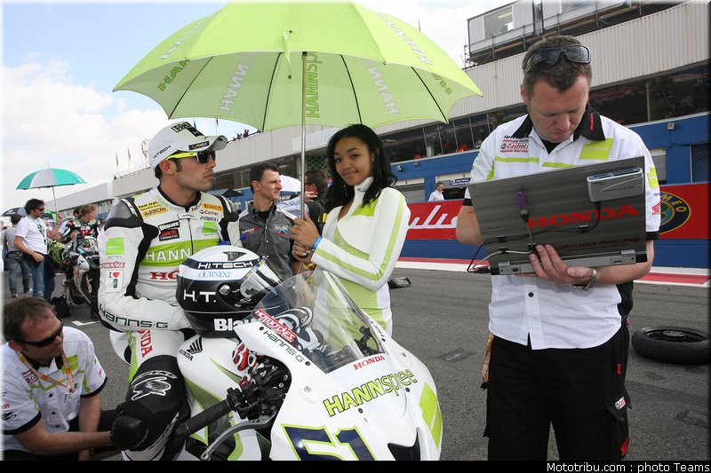 sbk_pitbabe_kyalami_2010_02