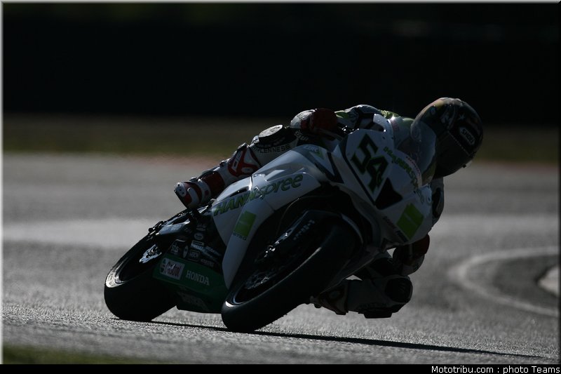 supersport_sofuoglu_01_kyalami_2010