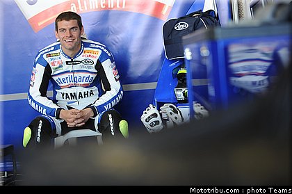 sbk_crutchlow_02_kyalami_2010.jpg