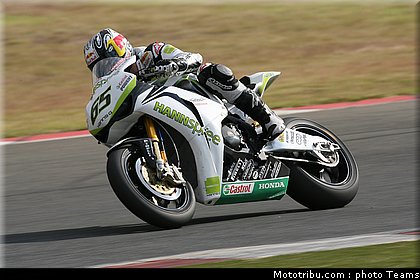 sbk_rea_11_kyalami_2010.jpg