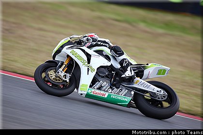sbk_rea_13_kyalami_2010.jpg