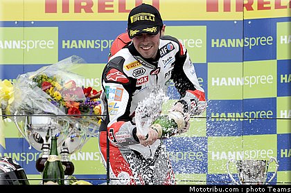 supersport_laverty_11_usa_2010.jpg