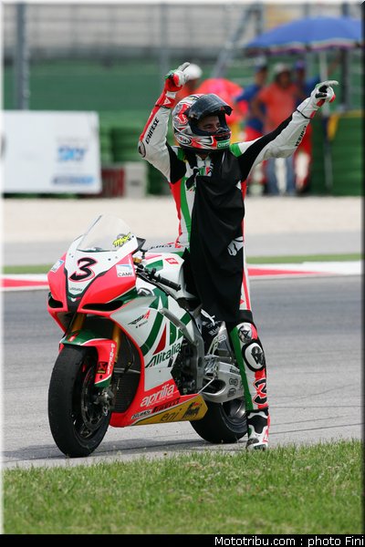 sbk_biaggi_07_sanmarin_2010