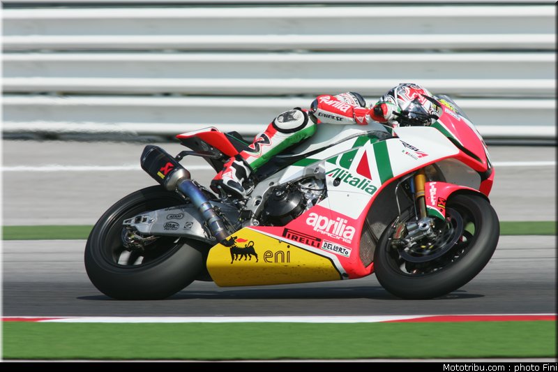 sbk_biaggi_09_sanmarin_2010