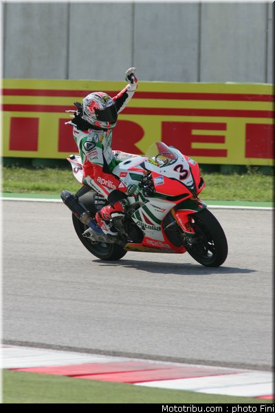 sbk_biaggi_16_sanmarin_2010