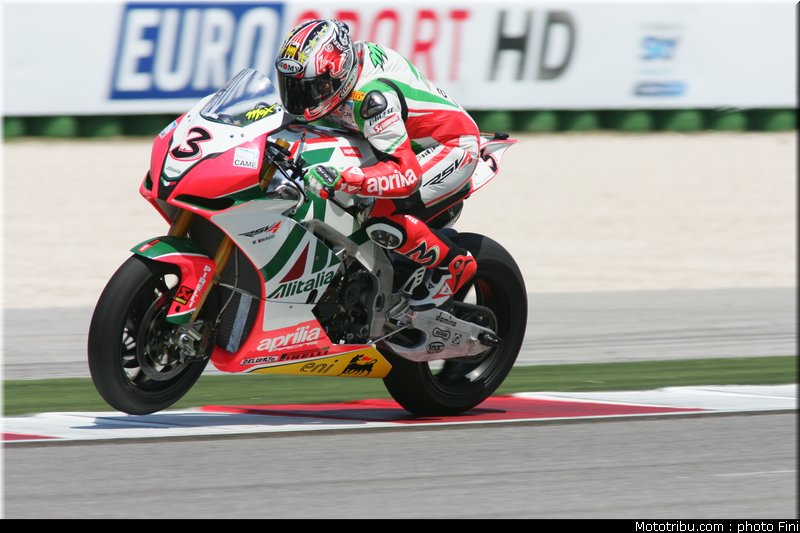 sbk_biaggi_21_sanmarin_2010