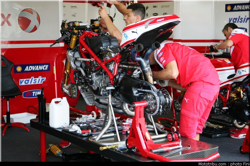 sbk_fabrizio_09_sanmarin_2010