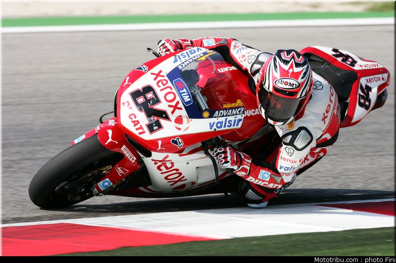 sbk_fabrizio_10_sanmarin_2010