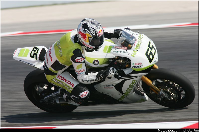 sbk_rea_5_sanmarin_2010