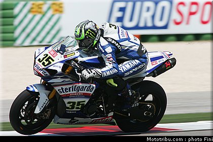 sbk_crutchlow_6_sanmarin_2010.JPG