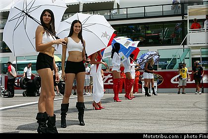 sbk_pitbabes_sanmarin_2010_024.JPG