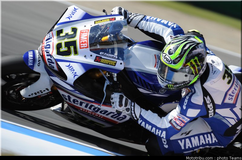sbk_crutchlow_01_tchequie_2010