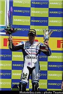 sbk_crutchlow_09_tchequie_2010.jpg