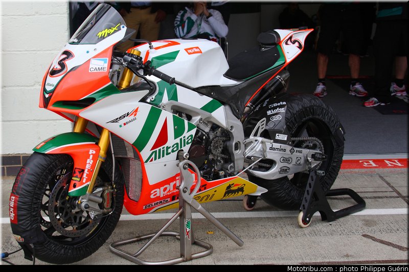 sbk_biaggi_04_angleterre_2010