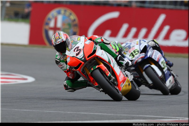 sbk_biaggi_15_angleterre_2010