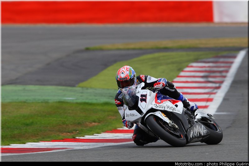 sbk_corser_09_angleterre_2010
