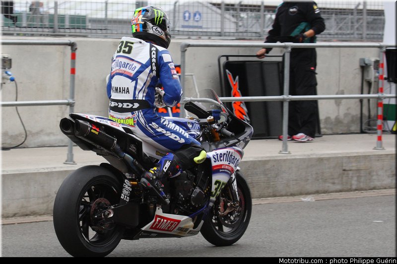 sbk_crutchlow_08_angleterre_2010