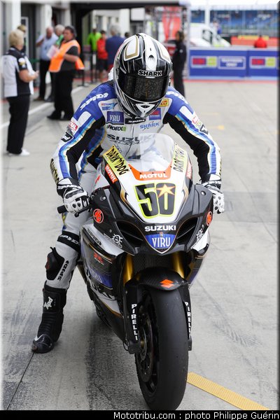sbk_guintoli_09_angleterre_2010