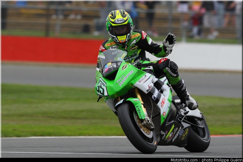 sbk_hayden_8_angleterre_2010