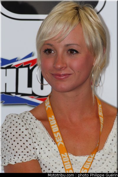 sbk_pitbabe_53_angleterre_2010