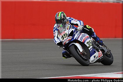 sbk_crutchlow_07_angleterre_2010.JPG