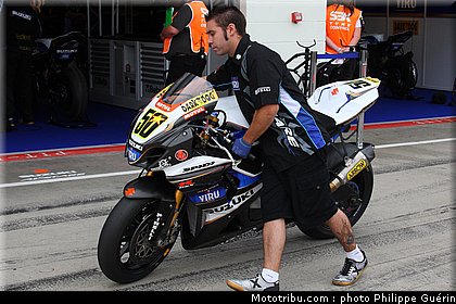 sbk_guintoli_07_angleterre_2010.JPG