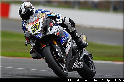 sbk_guintoli_13_angleterre_2010.JPG