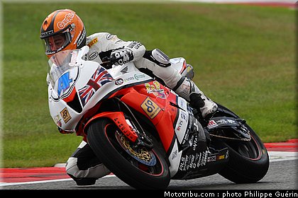 supersport_rea_1_angleterre_2010.JPG