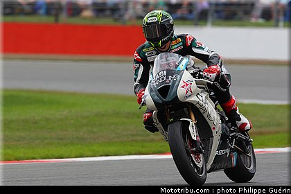 supersport_triumph_02_angleterre_2010.JPG