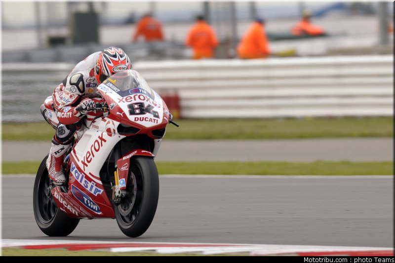 sbk_fabrizio_1_angleterre_2010