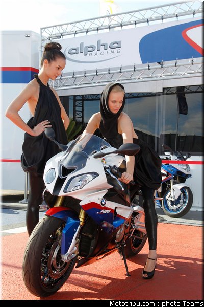 sbk_pitbabe_014_angleterre_2010