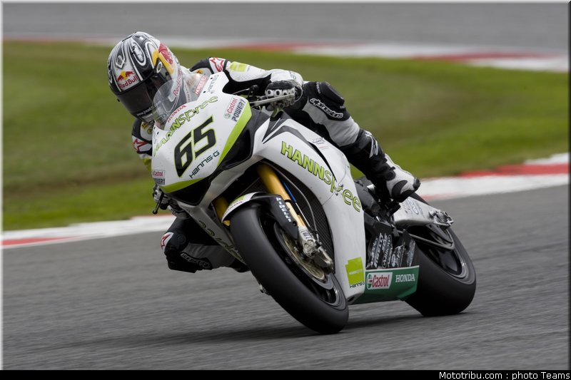 sbk_rea_3_angleterre_2010