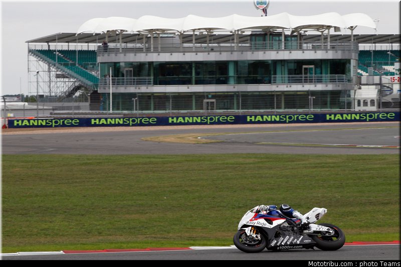 sbk_xaus_02_angleterre_2010