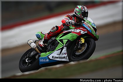 supersport_fujiwara_04_angleterre_2010.jpg