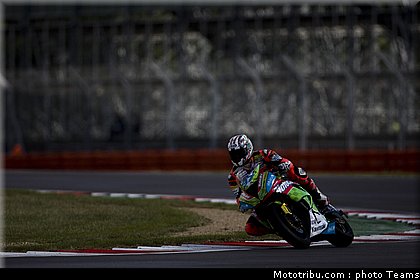 supersport_fujiwara_05_angleterre_2010.jpg