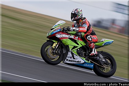 supersport_fujiwara_06_angleterre_2010.jpg