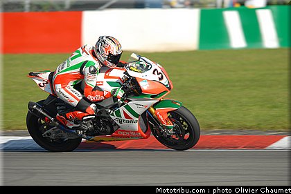 sbk_biaggi_1_allemagne_2010.JPG
