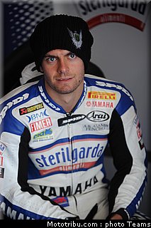sbk_crutchlow_03_allemagne_2010.jpg