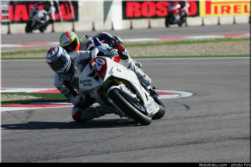 1000stk_barrier_2_imola_2010