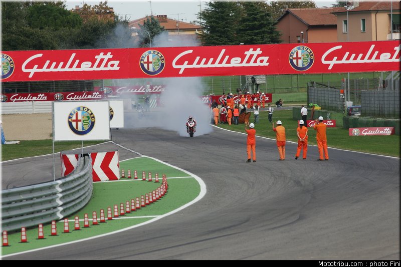 superbike_050_imola_2010