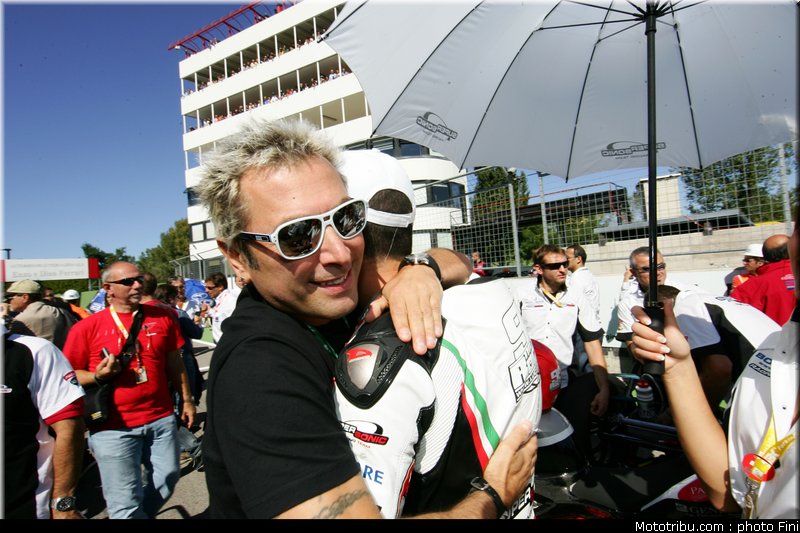superbike_biaggi_1_imola_2010