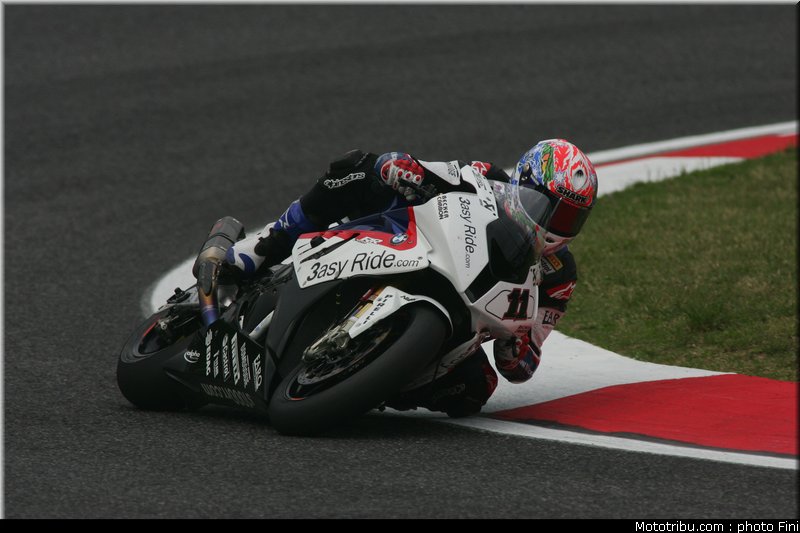 superbike_corser_01_imola_2010