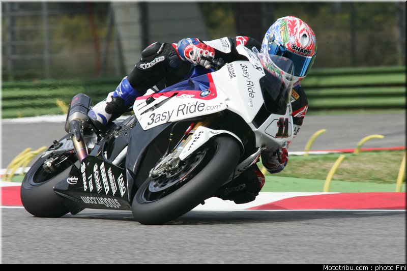 superbike_corser_02_imola_2010