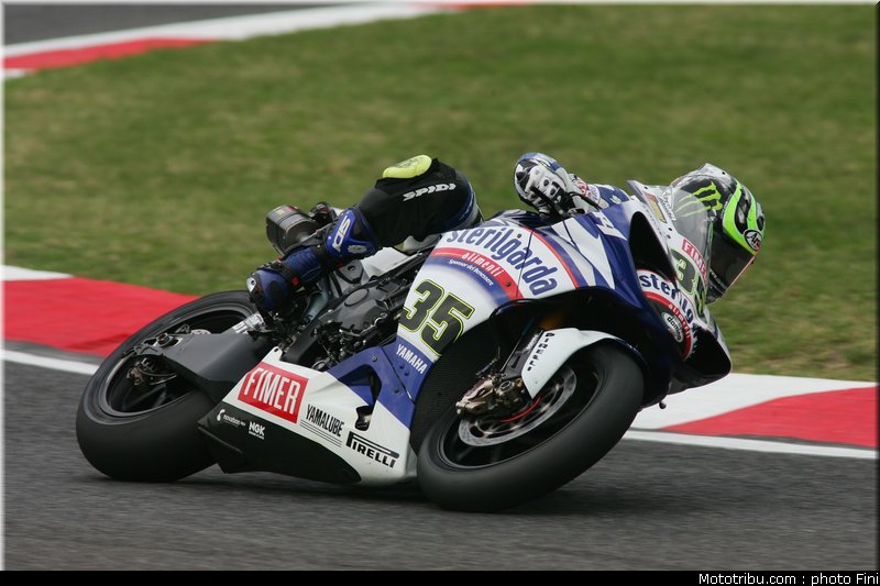superbike_crutchlow_03_imola_2010