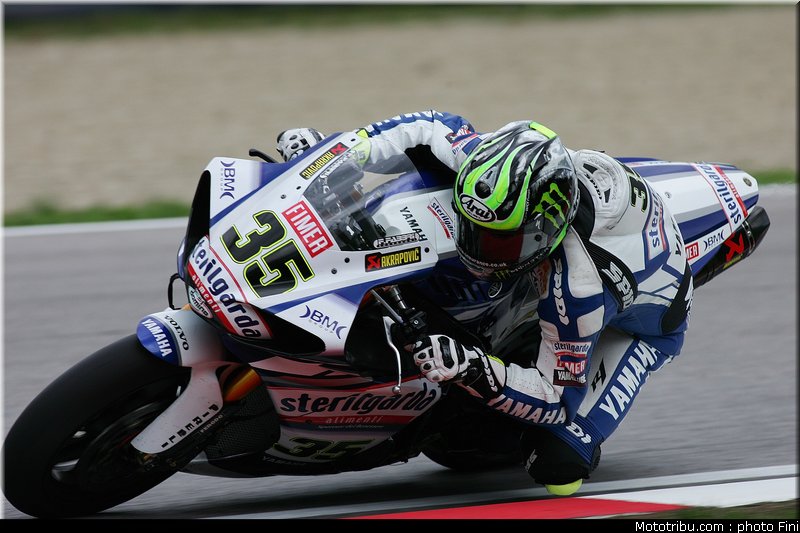 superbike_crutchlow_06_imola_2010