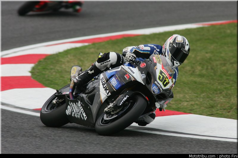 superbike_guintoli_1_imola_2010