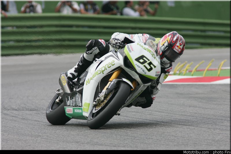 superbike_rea_01_imola_2010