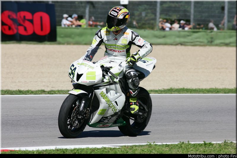 supersport_sofuoglu_10_imola_2010