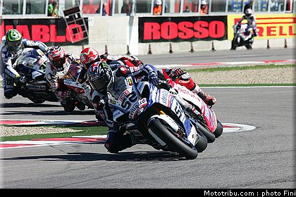 superbike_022_imola_2010.JPG
